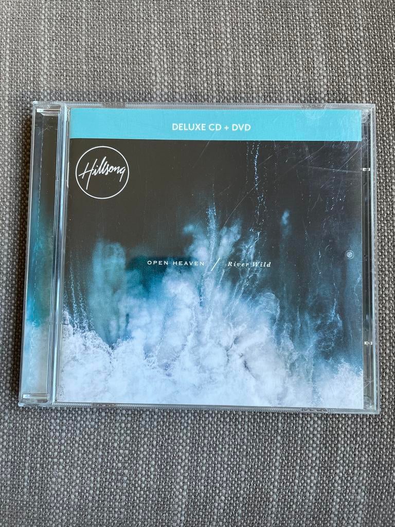 Hillsong - Open Heaven / River Wild cd/dvd-box, Cd's en Dvd's, Ophalen of Verzenden, Zo goed als nieuw, Gospel, Boxset