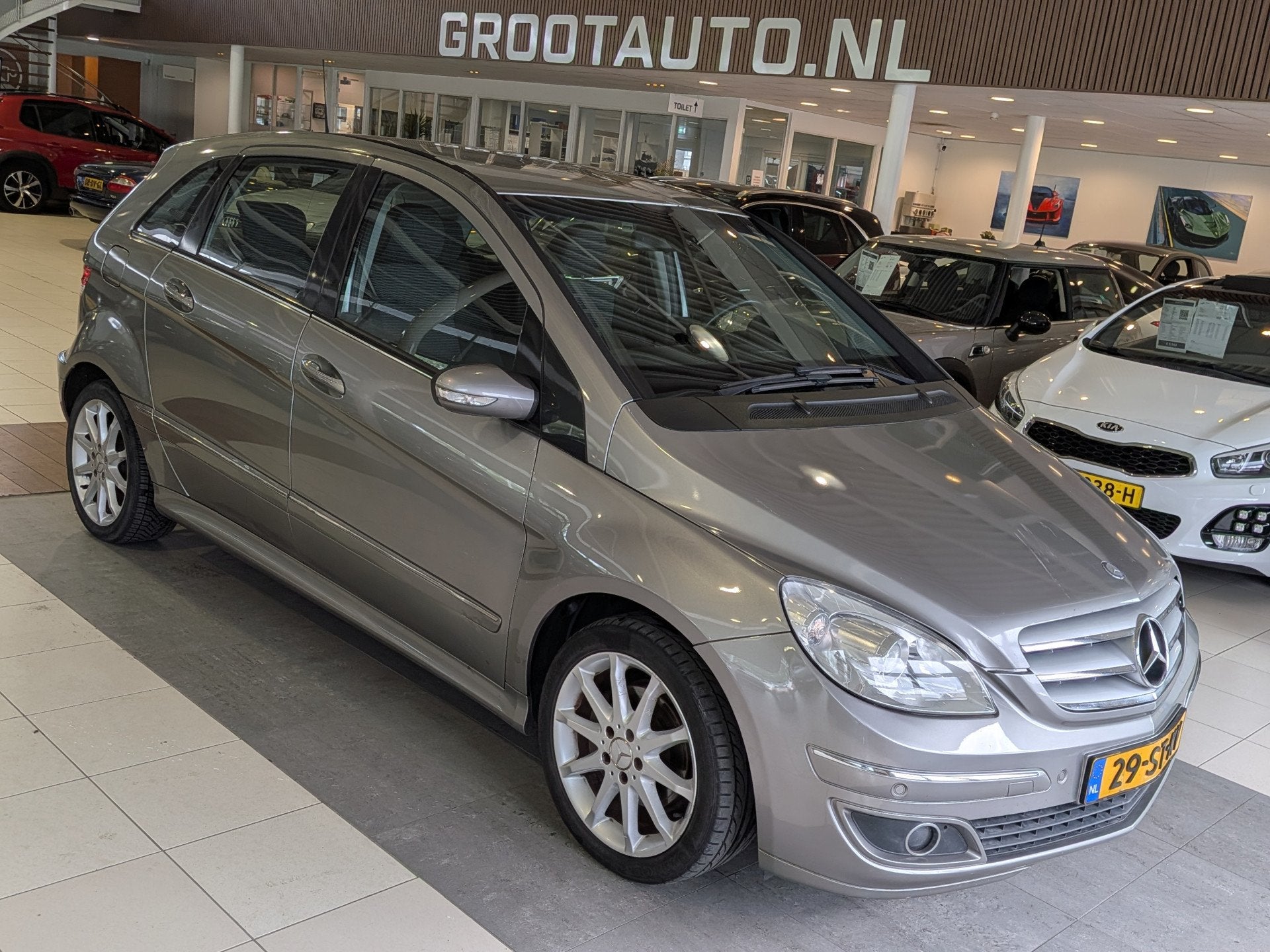 Mercedes-Benz B-Klasse 200 Airco, Trekhaaak, Stuurbekrachtig, Auto's, 136 pk, Gebruikt, 4 cilinders, 400 kg