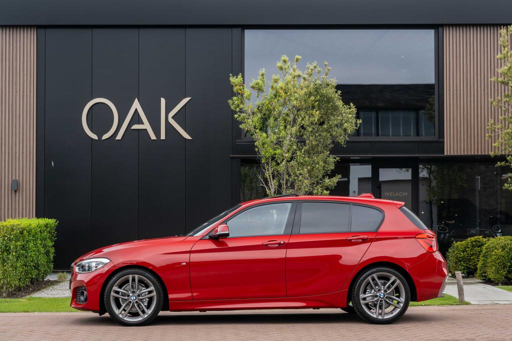 BMW 1-serie 118i Aut. | M-Sport | NaviProf | Schuifdak | Led, 12 maanden, Gebruikt, Bedrijf, 650 kg