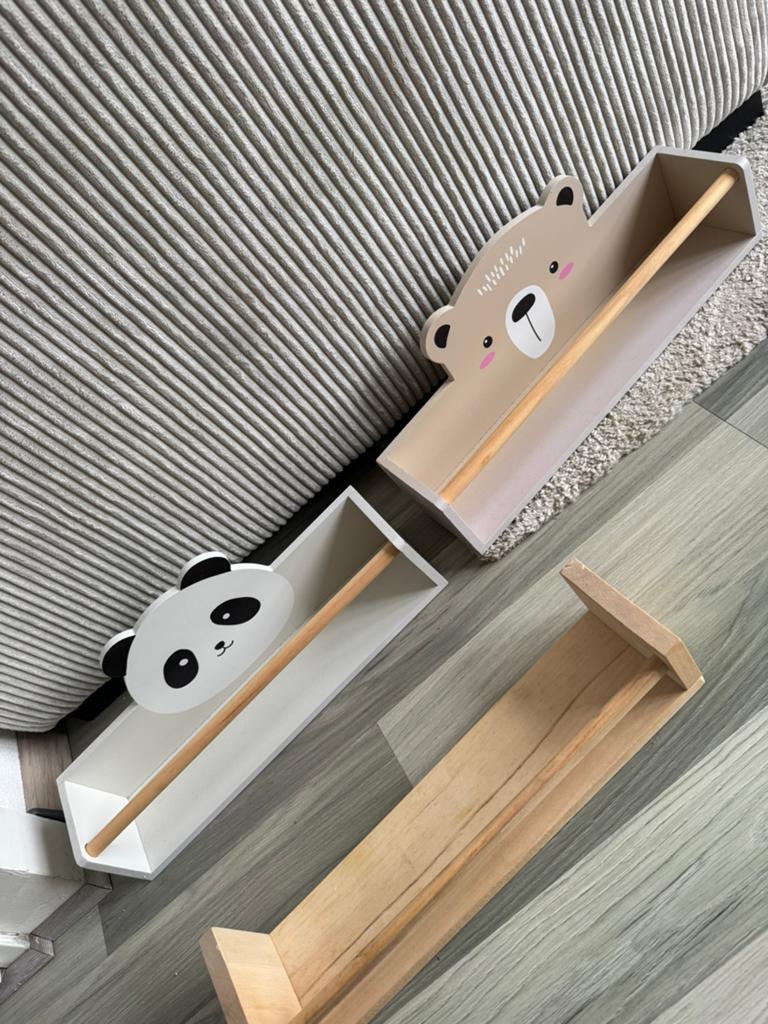 Boekenplankjes kinder kamer, Ophalen, Gebruikt, Wanddecoratie