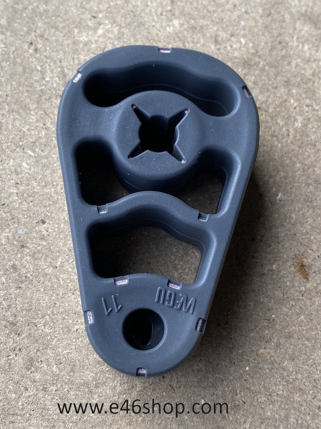 OPHANGRUBBER UITLAAT BMW OE 18207791570 NIEUW, Auto-onderdelen, Uitlaatsystemen, -, -, Nieuw, Ophalen of Verzenden