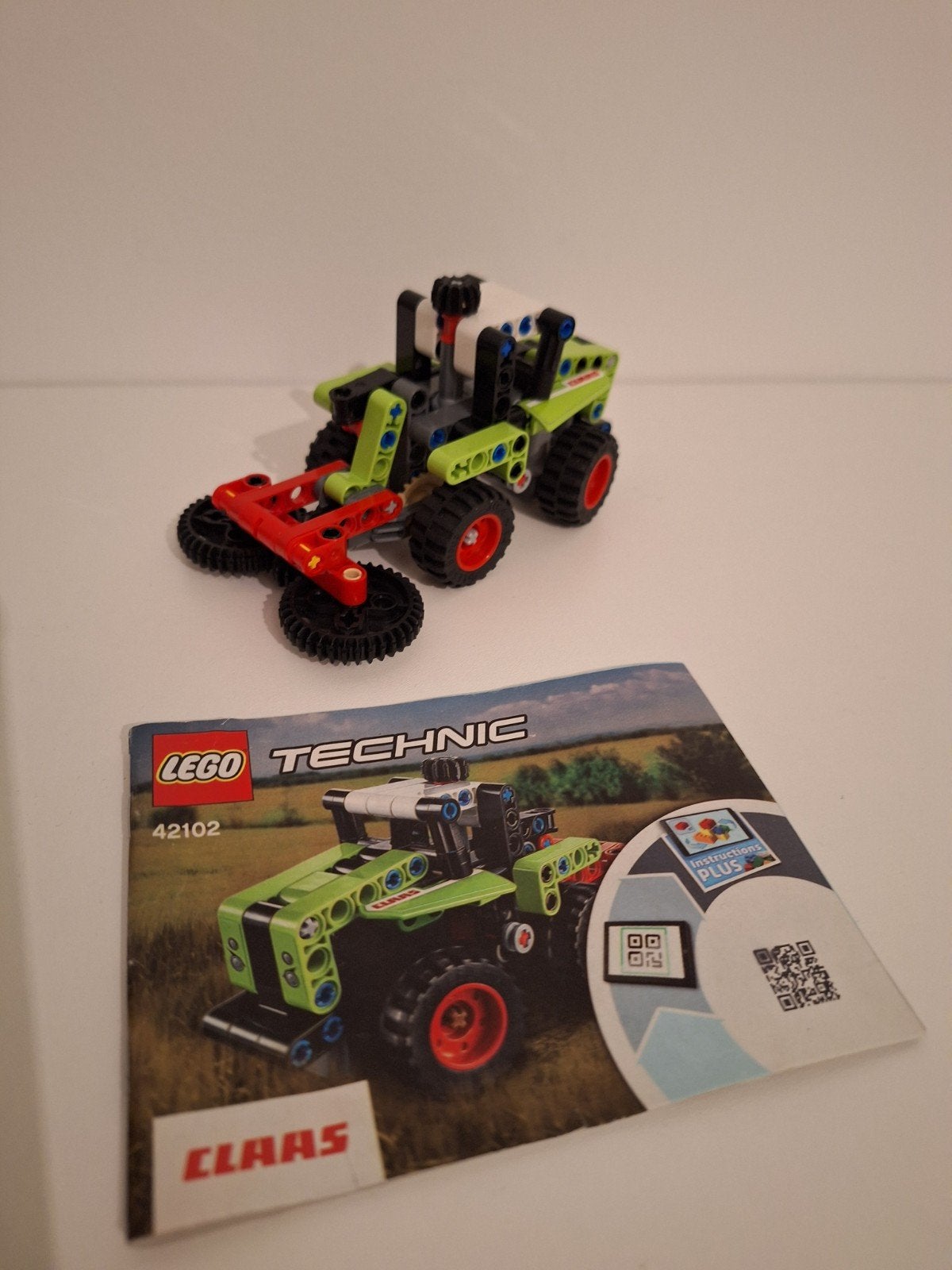 Lego technic claas xerion 42102 compleet met boekje, Lego, Compleet, Ophalen of Verzenden, Zo goed als nieuw