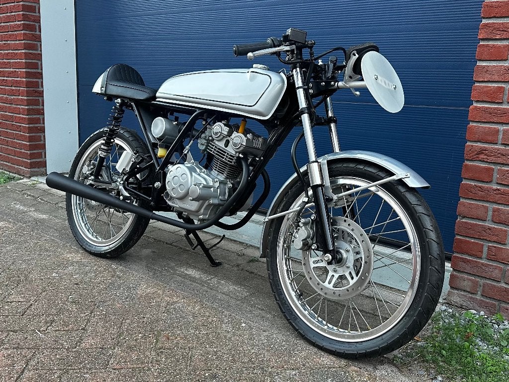 Nieuw | Honda Dream 50R HRC | 2004 | JDM Uitvoering, Fietsen en Brommers, Ophalen, 6 versnellingen, Overige modellen, Nieuw
