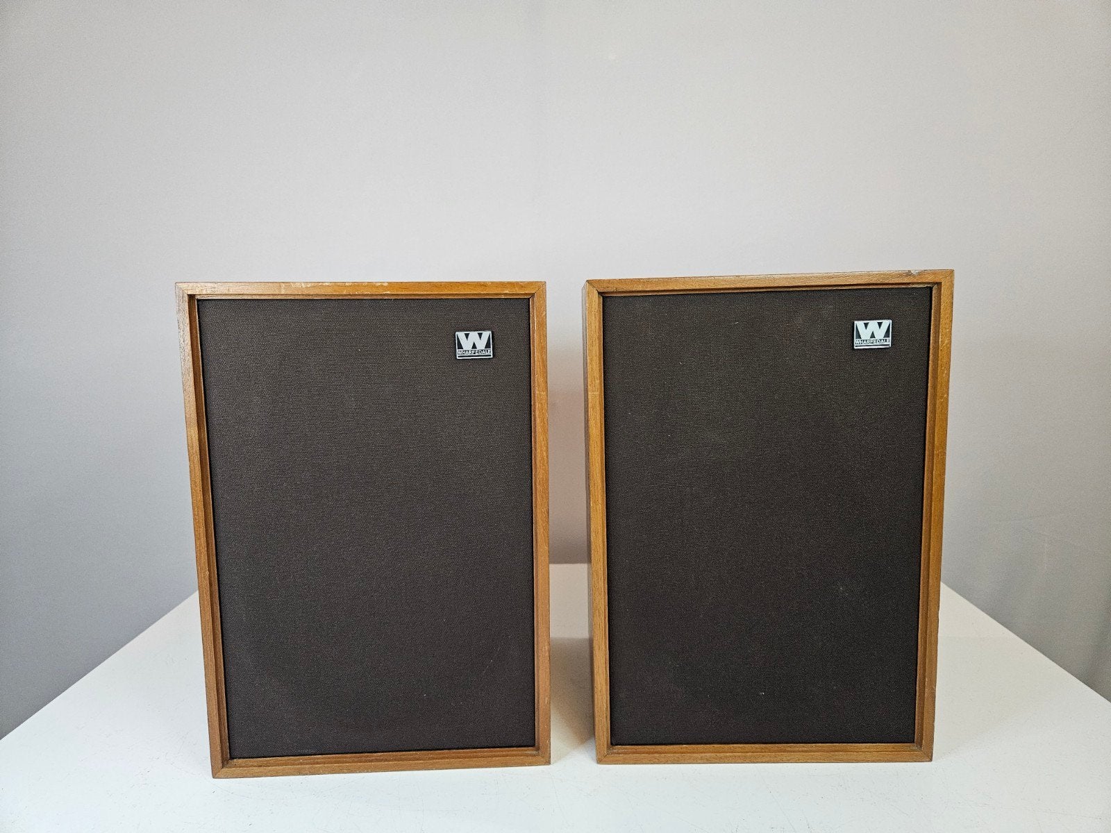Wharfedale Denton 2 XP Boekenplank Luidsprekers, Info@wharfedale.co.uk, Gebruikt, IAG House, Sovereign Court, Ermine Business Park, Huntingdon, Cambridgeshire, PE29 6XU, Verenigd Koninkrijk