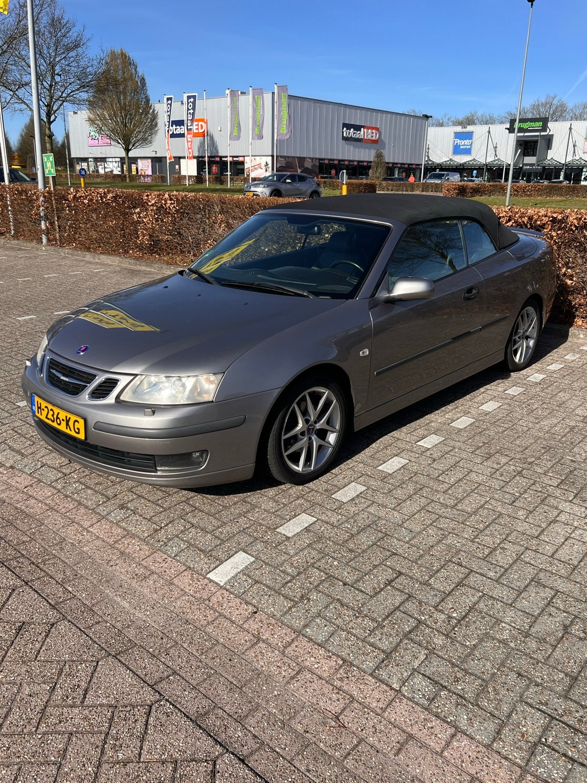 Saab 9-3 1.8 T 110KW Cabrio AUT 2004 Grijs, Auto's, 1998 cc, 4 cilinders, Cabriolet, 4 stoelen