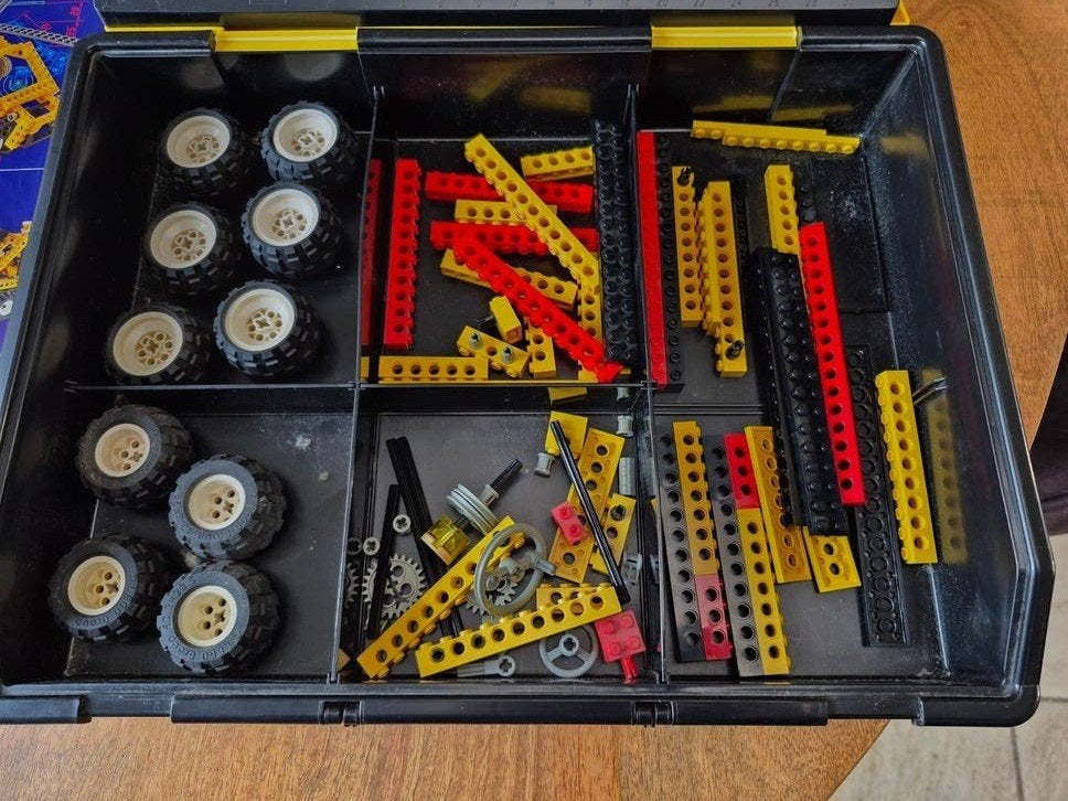 Lego Technic 8062 Universele Set met Koffer en Instructies, Gebruikt, Inclusief instructies, Lego, Ophalen of Verzenden