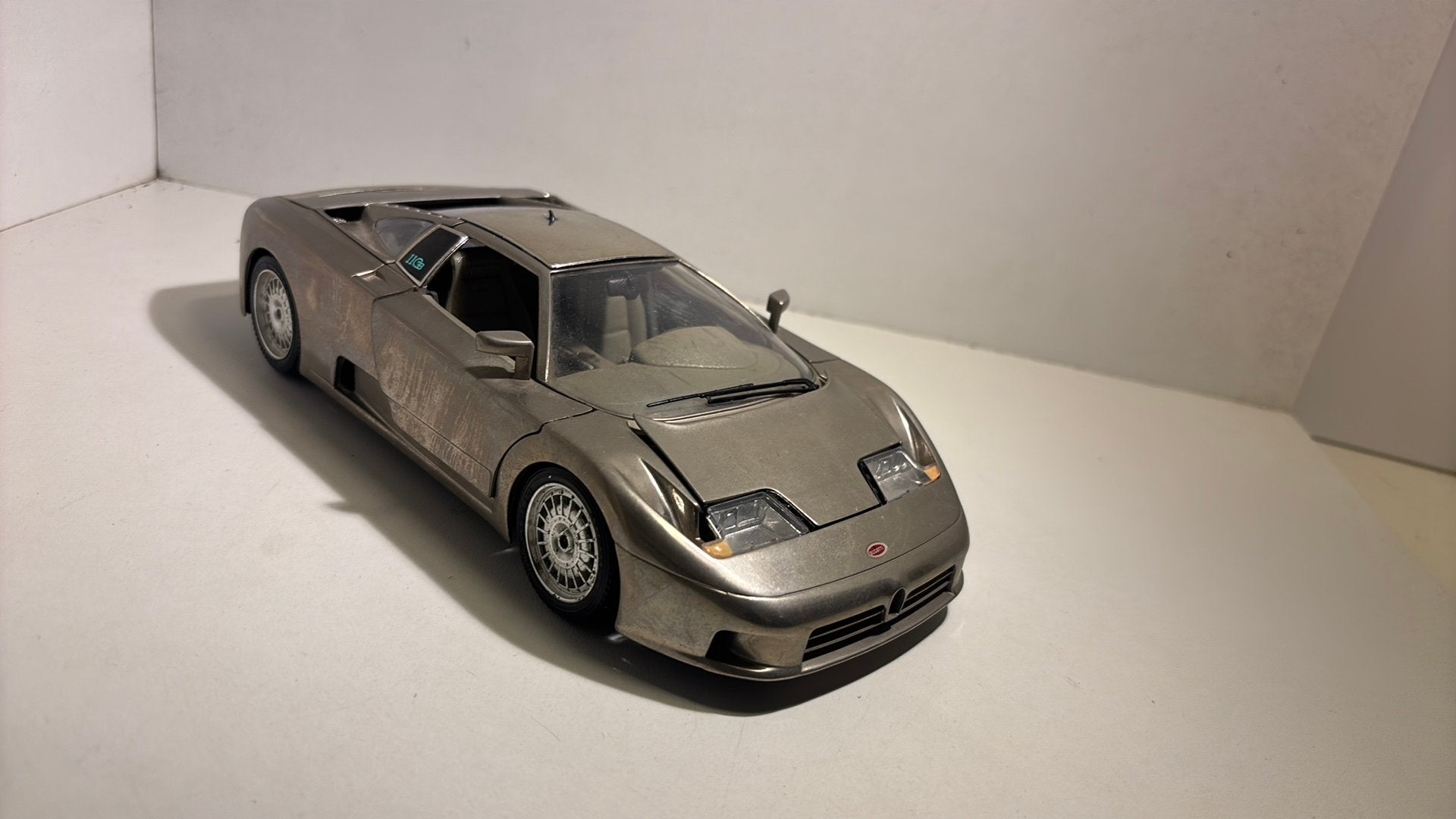 Bugatti eb110 chroom Bburago 1.18, Ophalen of Verzenden, Bburago, A, A