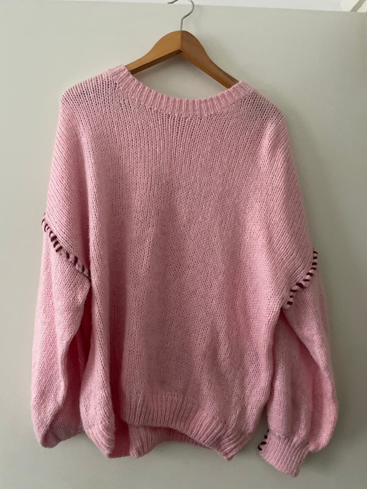 Roze trui met opvallende stiksels - Maat xl, Ophalen of Verzenden, Zo goed als nieuw, Maat 42/44 (L), Roze