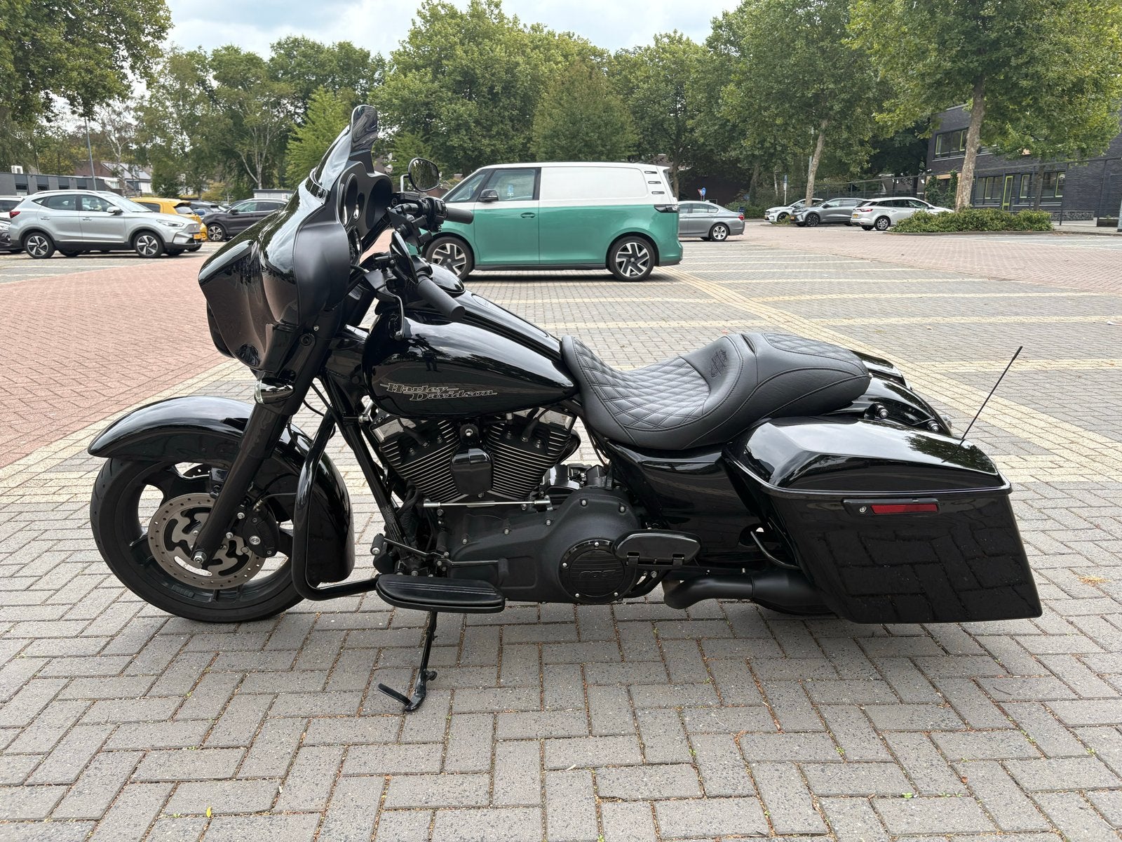 Harley-Davidson Street Glide FLHX Blacked-Out BTW-motor, 1688 cc, 2 cilinders, Occasion, Motorrijbewijs A