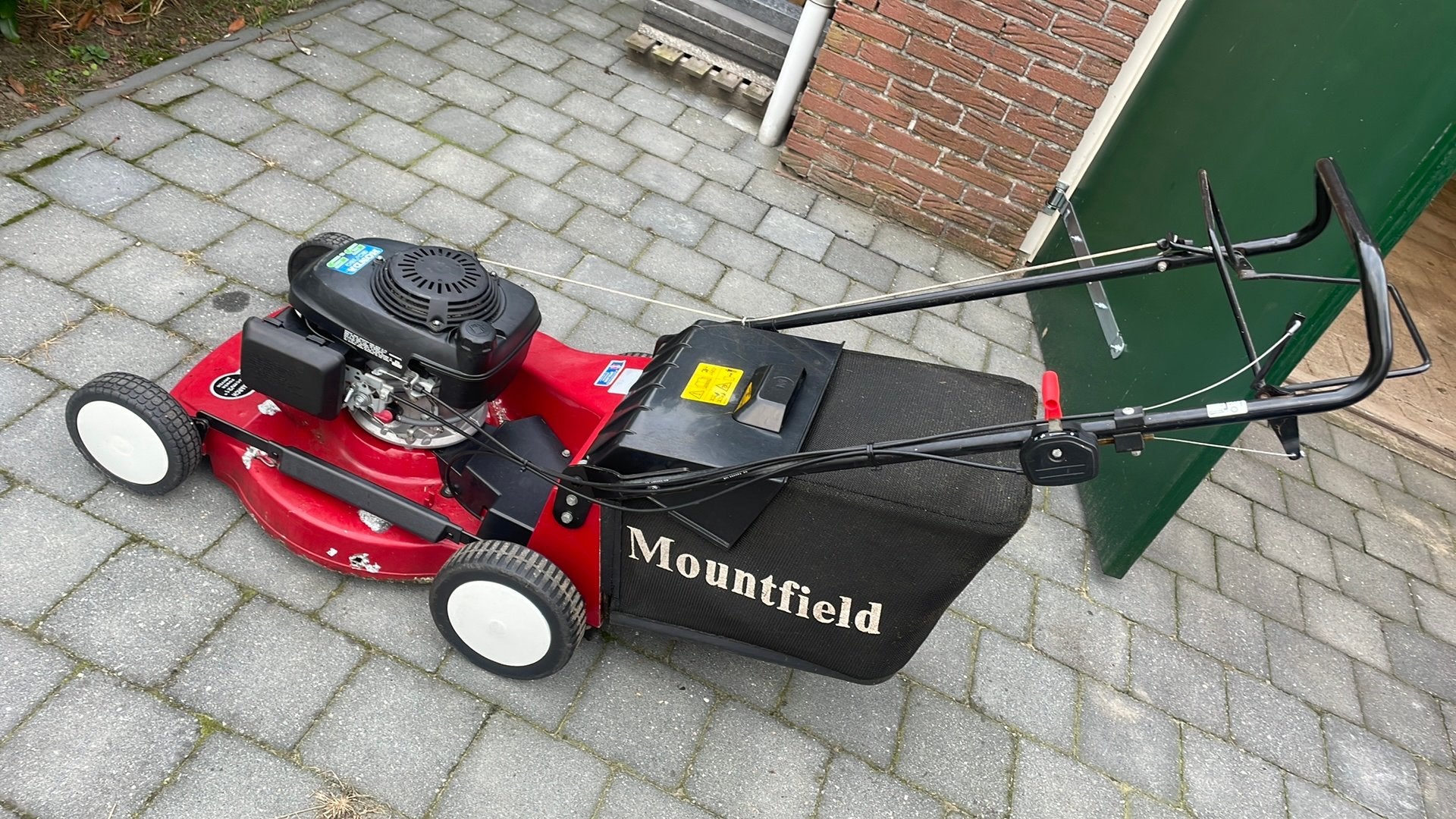 Mountfield motormaaier, Tuin en Terras, Ophalen, Gebruikt, 50 cm of meer