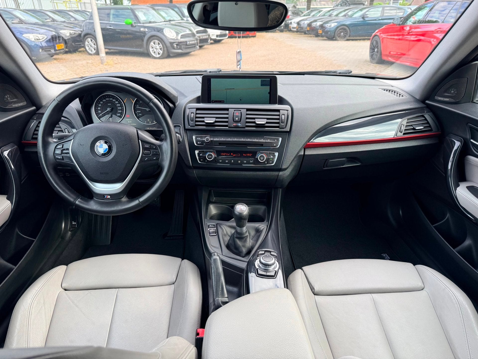 BMW 1-serie 114i EDE Upgrade Edition Sport|Nieuwe Ketting +, 1-Serie, Euro 5, Achterwielaandrijving, Gebruikt