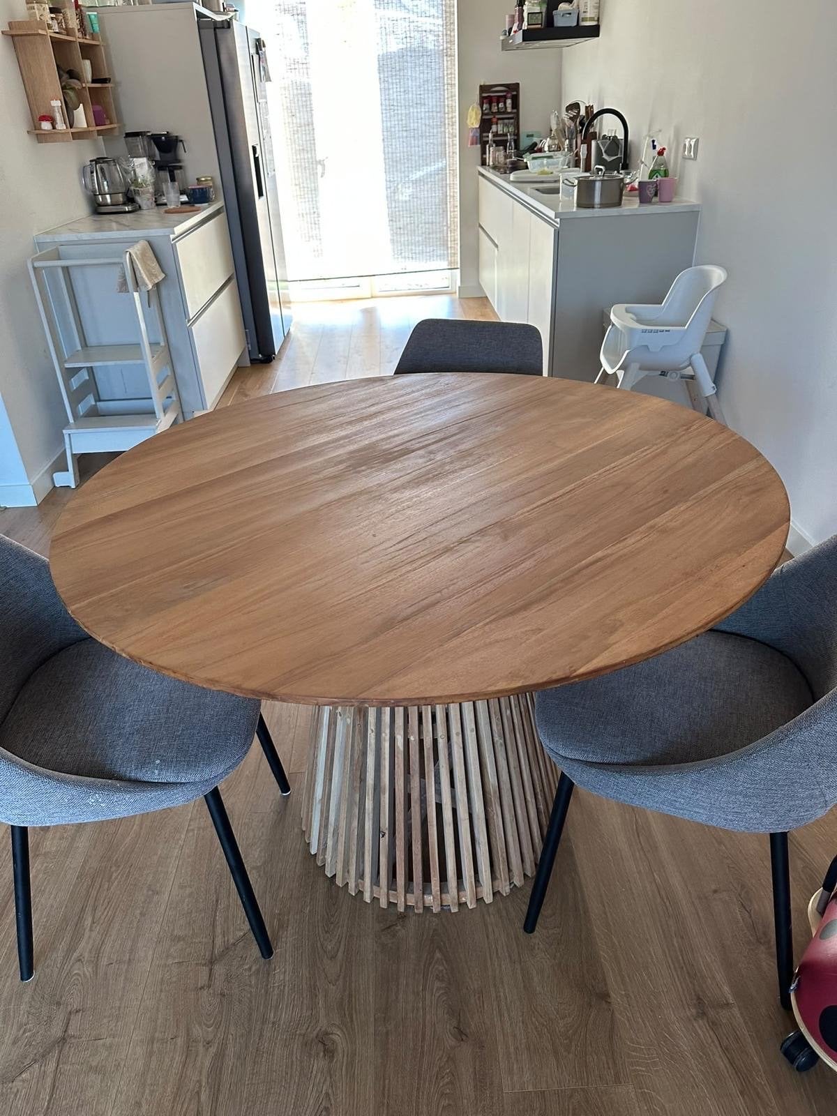 Kave Home Jeanette ronde eettafel, massief teakhout, Ophalen, 100 tot 150 cm, Zo goed als nieuw, Vier personen
