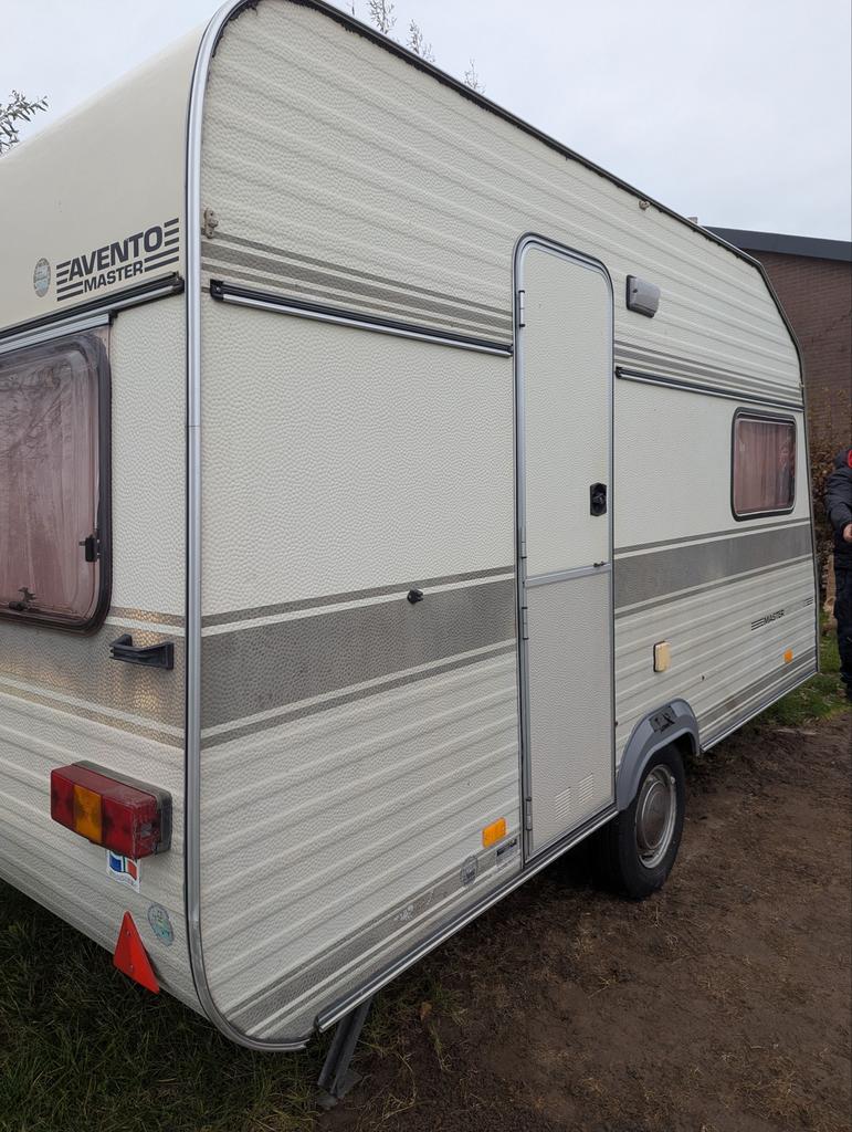 Leuke caravan - Avento Master 385, Caravans en Kamperen, Standaardzit, 750 - 1000 kg, Particulier, Tot en met 4