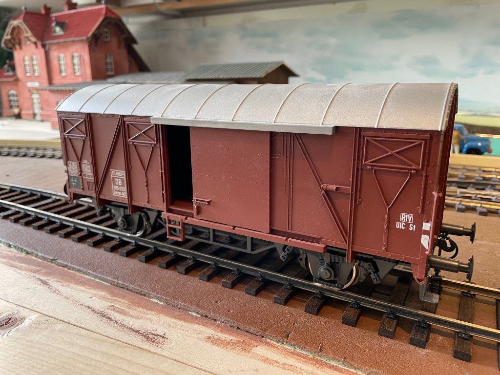 Märklin spoor 1 gesloten goederenwagon sluitverlichtingsset, Gelijkstroom of Wisselstroom, Wagon, Ophalen of Verzenden, Zo goed als nieuw