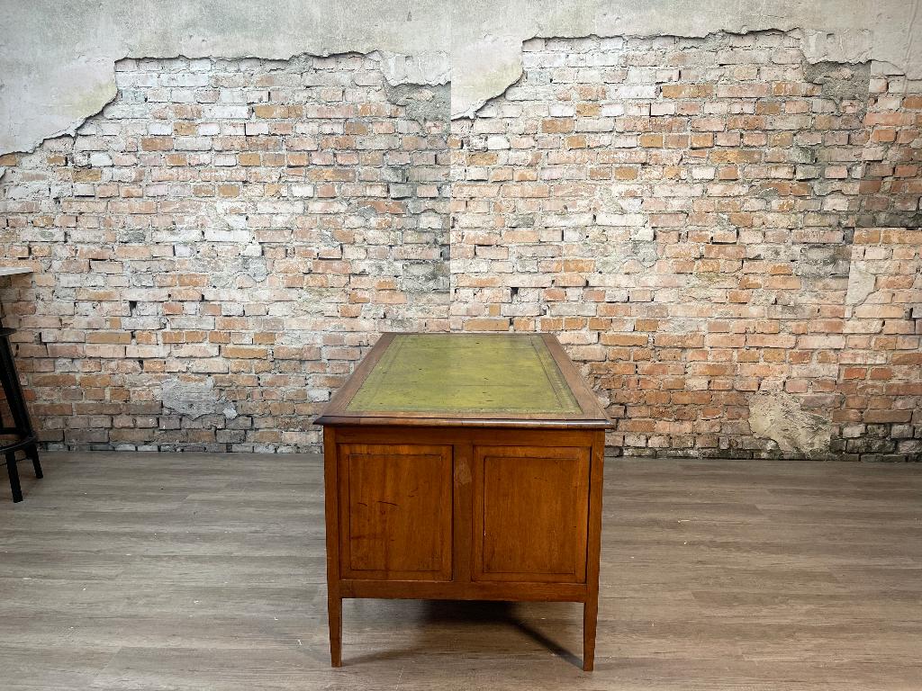 Klassiek Engels Chesterfield Bureau bij TheReSales, Ophalen