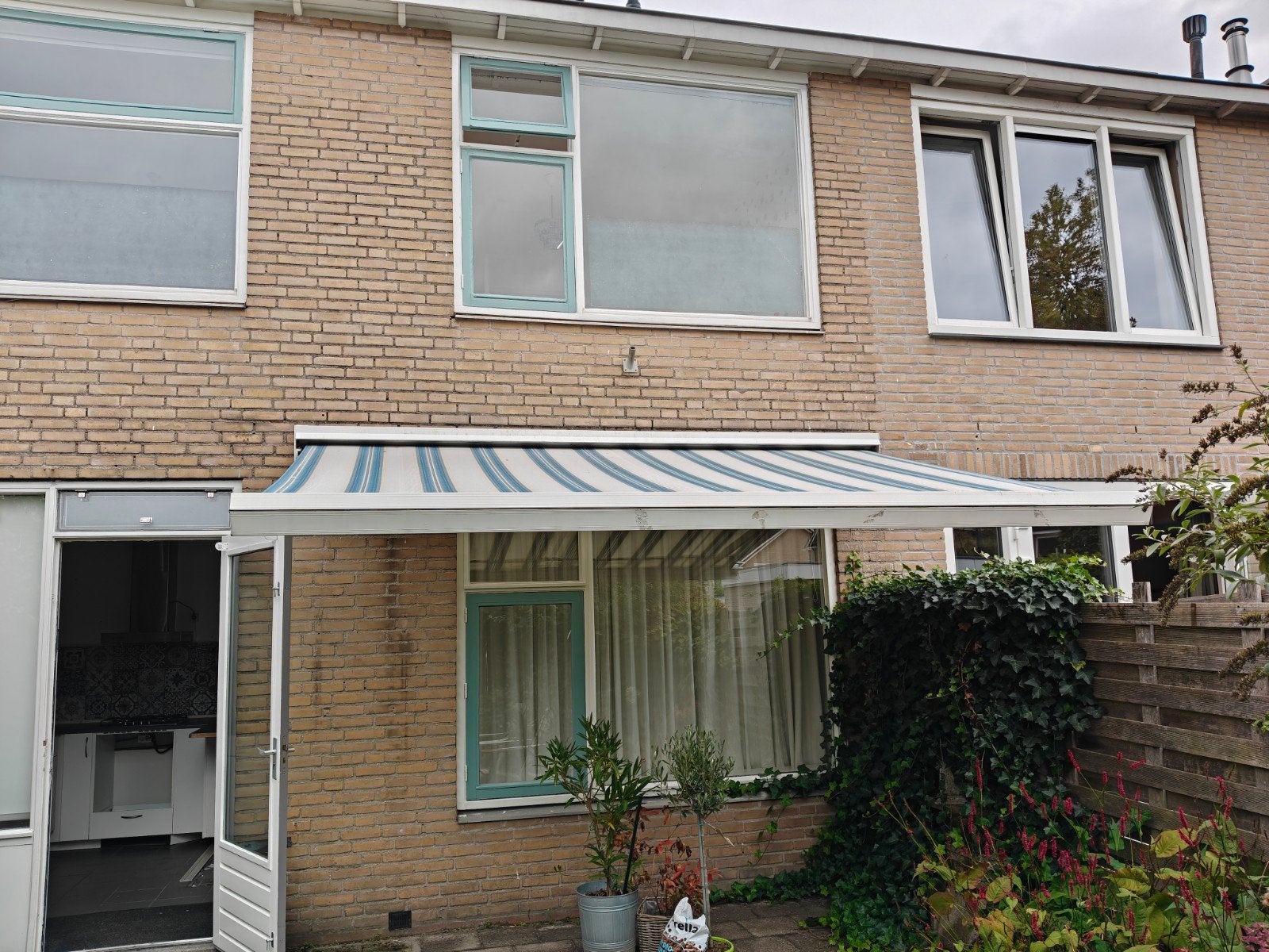 Elektrische luifel - Gebruikt, werkt prima, Tuin en Terras, Ophalen, Gebruikt, Elektrisch, 150 tot 300 cm