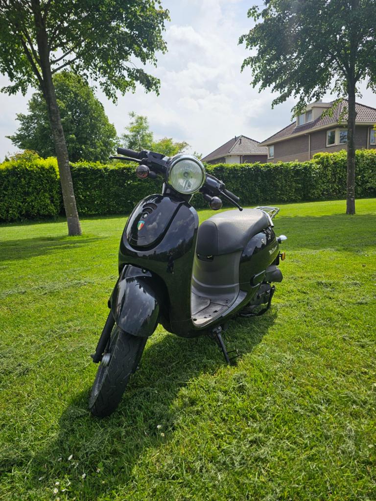 BTC Milano snorscooter 60km/h, Gebruikt, Benzine, Ophalen, Overige merken