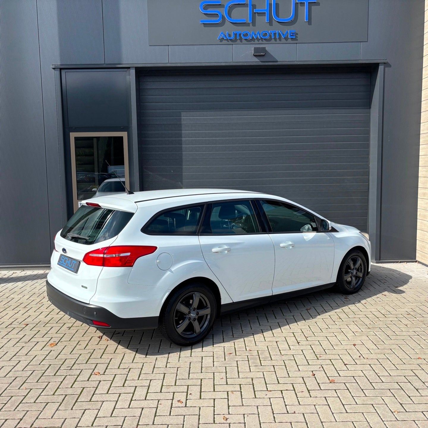 Ford Focus Wagon 125pk Edition CLIMA | STOEL + STUURVERWARMI, Auto's, Dealer onderhouden, Gebruikt, Zwart, Wit