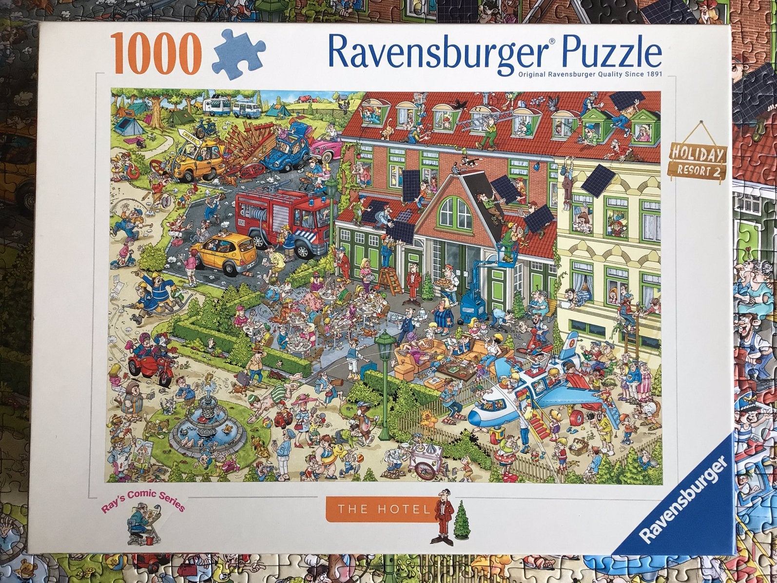 Ravensburger puzzel. The Hotel.  1000 stukjes., Hobby en Vrije tijd, Ophalen, Zo goed als nieuw
