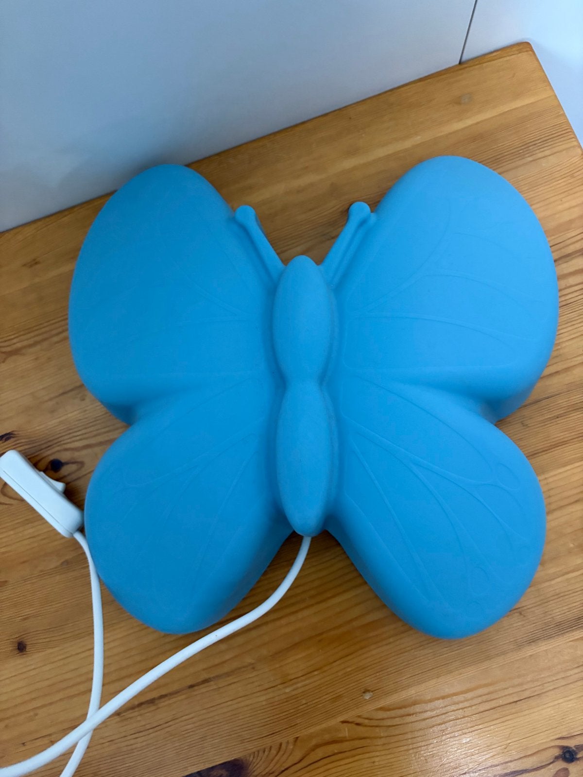 IKEA Upplyst Vlinder Lamp - Blauw, Ophalen of Verzenden, Zo goed als nieuw, Ophangbaar, Blauw