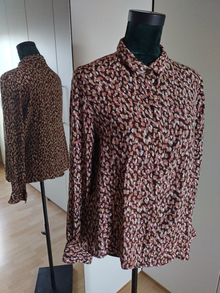 Te koop aangeboden: Blouse en pantalon als set, Kleding | Dames, Maat 38/40 (M), Bruin, Ophalen of Verzenden, Zo goed als nieuw