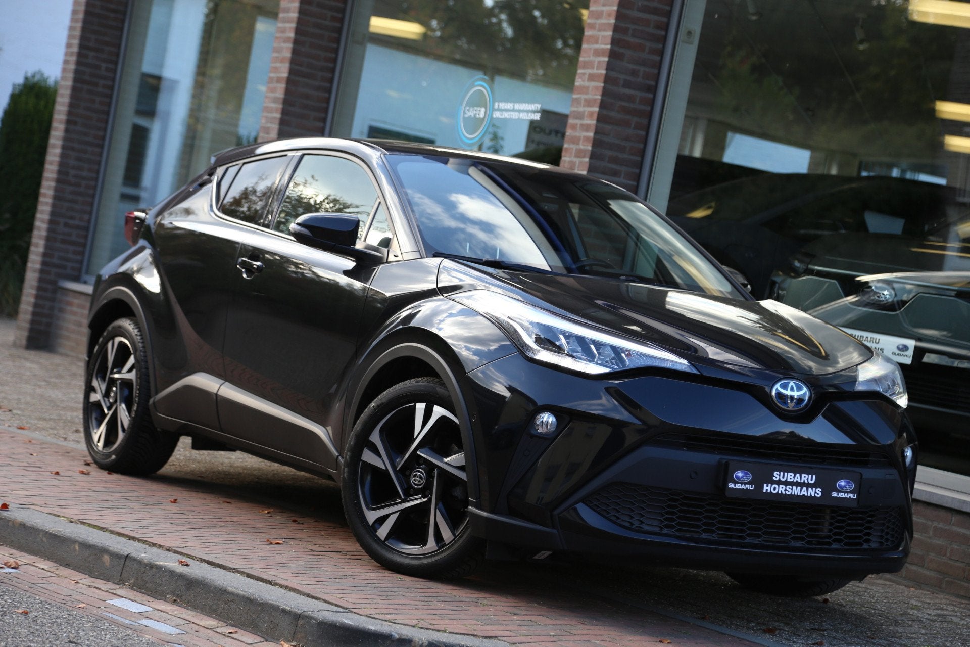 Toyota C-HR 2.0 Hybrid Dynamic Team Navi Carplay LED ACC, 12 maanden, Gebruikt, 4 cilinders, 179 pk