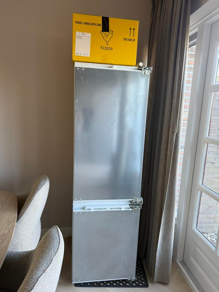 Gratis koelkast / vriezer (vriezer kapot), Witgoed en Apparatuur, Koelkasten en IJskasten, Ophalen, 200 liter of meer, 160 cm of meer