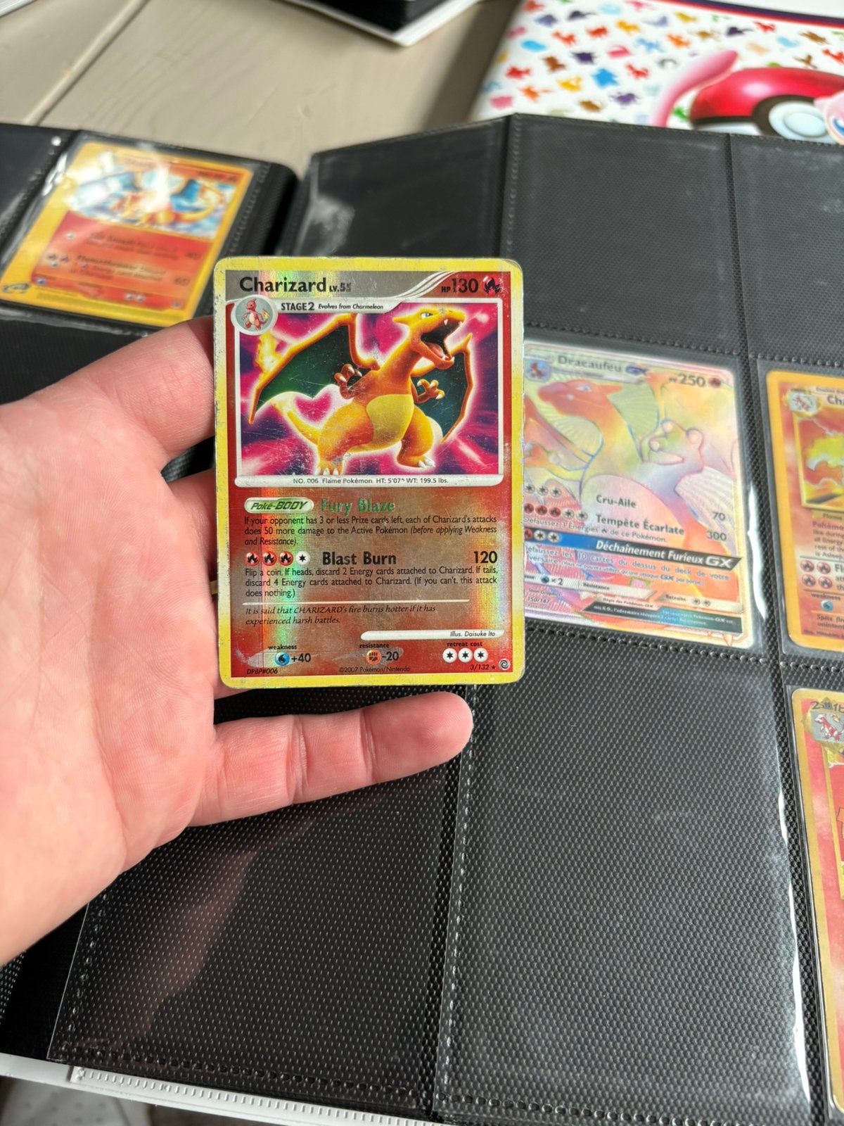 Charizard Secret wonders reverse holo, Ophalen of Verzenden, Zo goed als nieuw, Meerdere kaarten, Foil