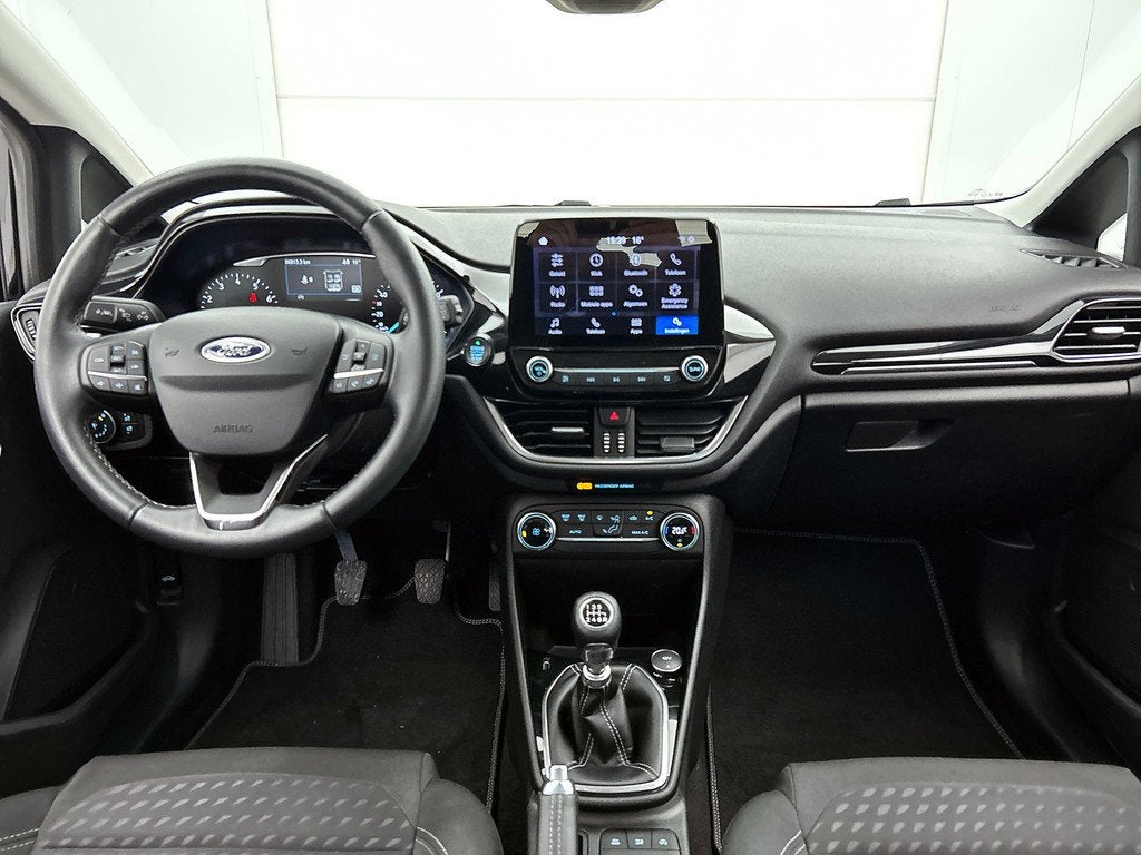 Ford Fiesta 1.0 EcoBoost Titanium (NAVIGATIE, CARPLAY, STUUR, Auto's, Ford, Voorwielaandrijving, Start-stop-systeem, Stof, Gebruikt