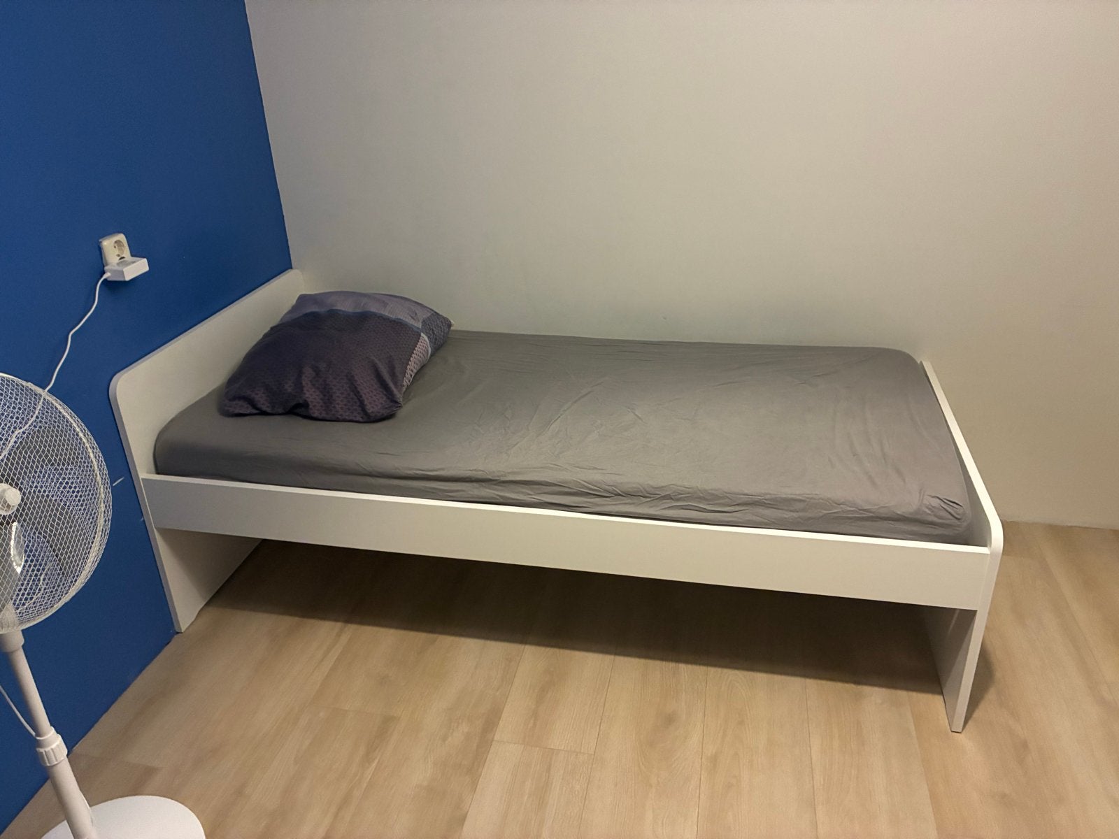 IKEA SLÄKT bedframe met lattenbodem en ÅBYGDA matras, Huis en Inrichting, Ophalen, Gebruikt, 90 cm, Eenpersoons