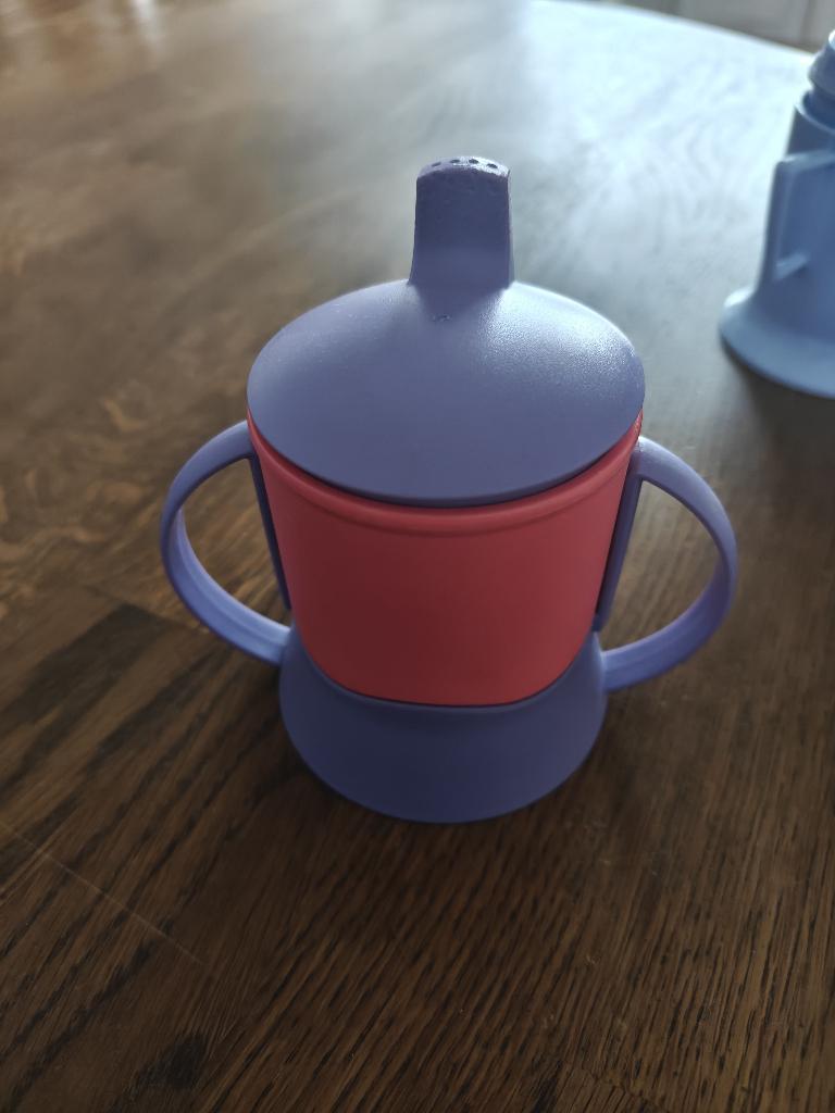 tupperware drinktuit, Huis en Inrichting, Keuken | Tupperware, Zo goed als nieuw, Overige typen, Paars, Ophalen