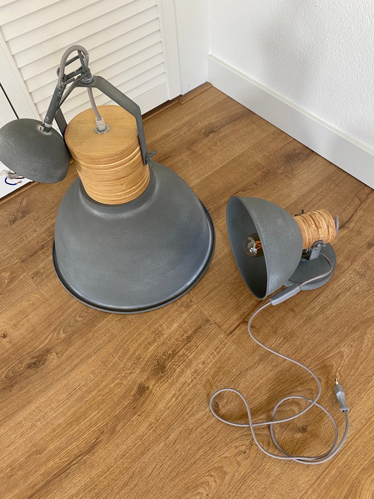 Lampen, Ophalen, Zo goed als nieuw