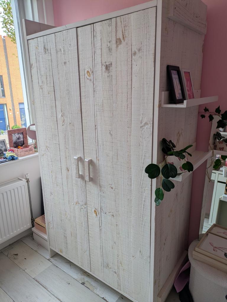 Leuke kledingkast, Kinderen en Baby's, Kinderkamer | Commodes en Kasten, Ophalen, Gebruikt, 50 tot 70 cm, 105 cm of meer