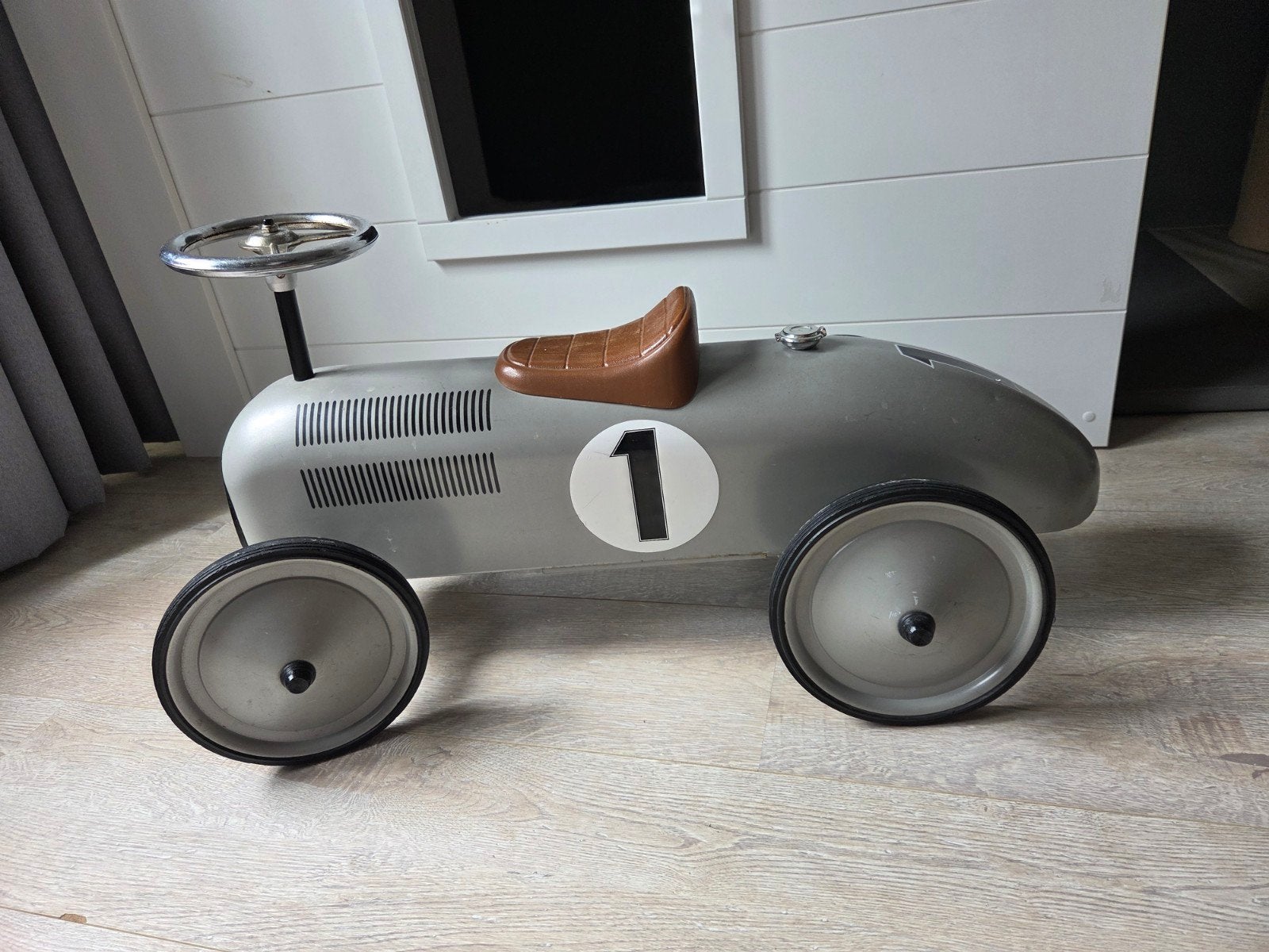 Retro / vintage loopauto - Vintage speelgoed, Ophalen, Gebruikt, Loopvoertuig