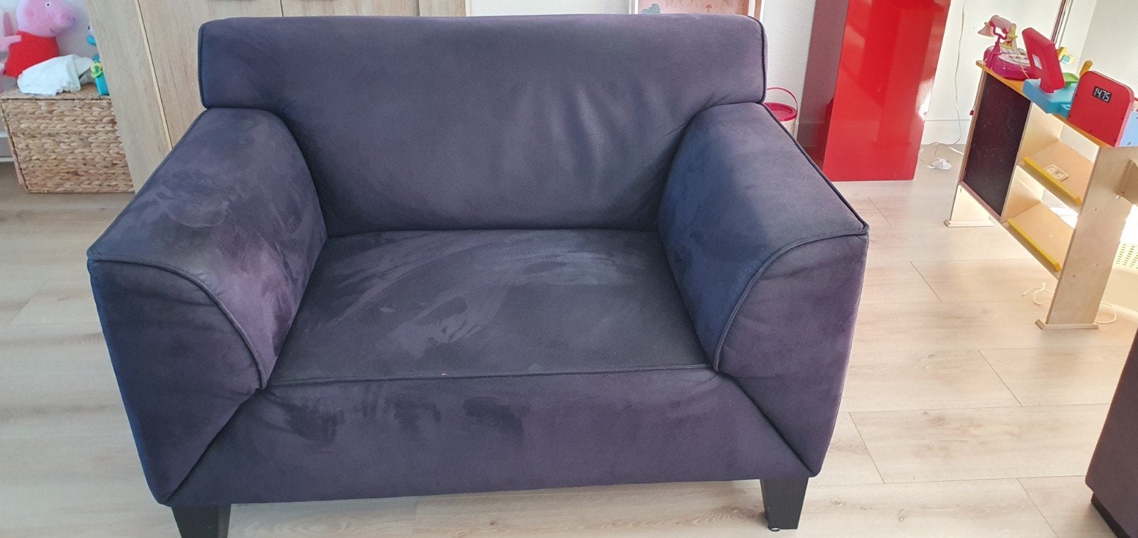 Blauw/zwart Suède look loveseat, Huis en Inrichting, Ophalen, Gebruikt, 75 tot 100 cm, Minder dan 150 cm
