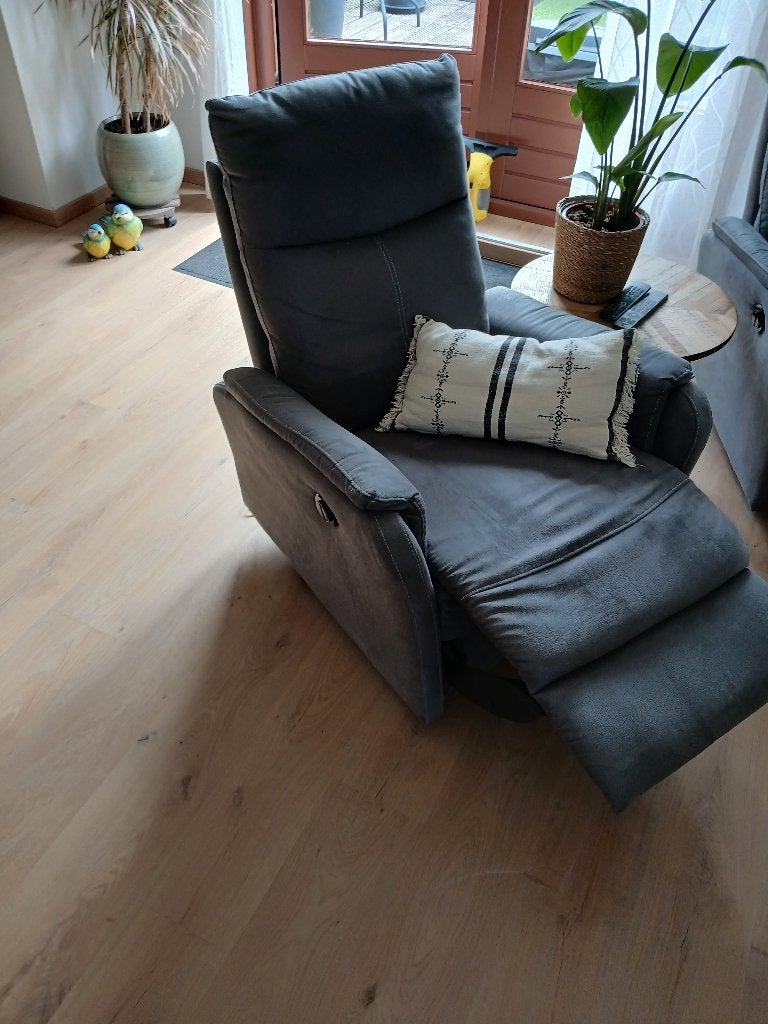 Relax Fauteuils, Huis en Inrichting, Overige materialen, Minder dan 75 cm, Ophalen of Verzenden, Zo goed als nieuw
