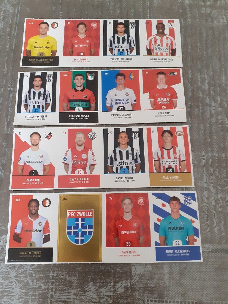 Voetbal-Stickers ,  Supermarkt  Plus, Plus, Ophalen