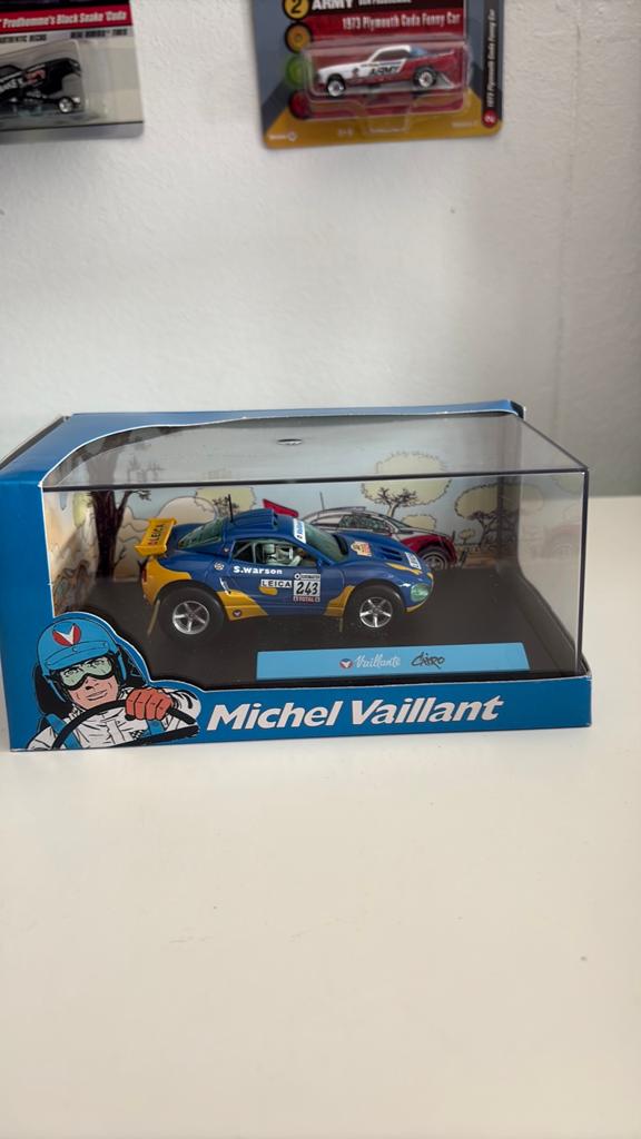 Michel Vaillant 1/43 Vaillant Cairo op display, Hobby en Vrije tijd, Modelauto's | 1:43, Ophalen of Verzenden, Nieuw, Auto, Overige merken