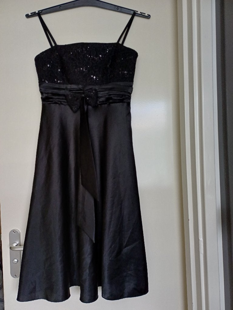 zgan zwart gevoerde party jurk mt M Dress Abiye, Kleding | Dames, Maat 38/40 (M), Zwart, Ophalen of Verzenden, Zo goed als nieuw