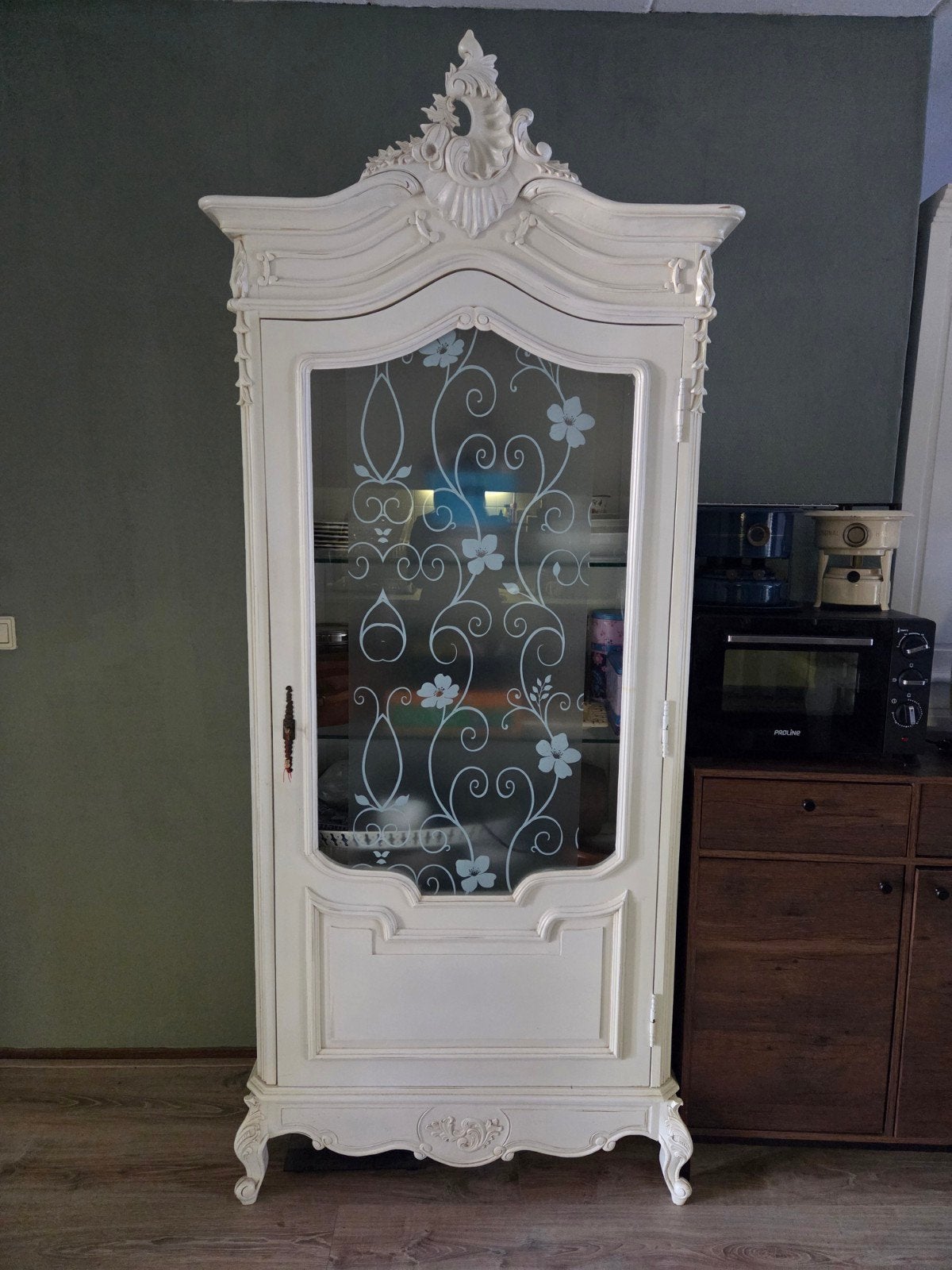 barok kast te koop, met glazen platen, Ophalen