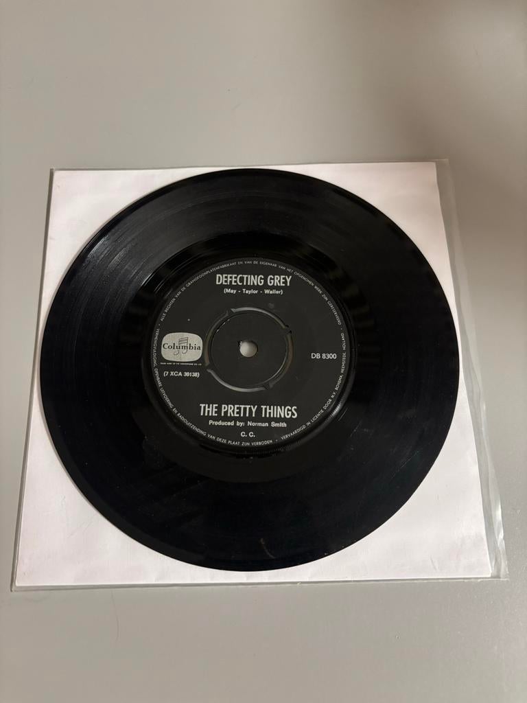 Single Defecting Grey / Mr. Evasion - The Pretty Things, Gebruikt, 7 inch, Ophalen of Verzenden, 1960 - 1969
