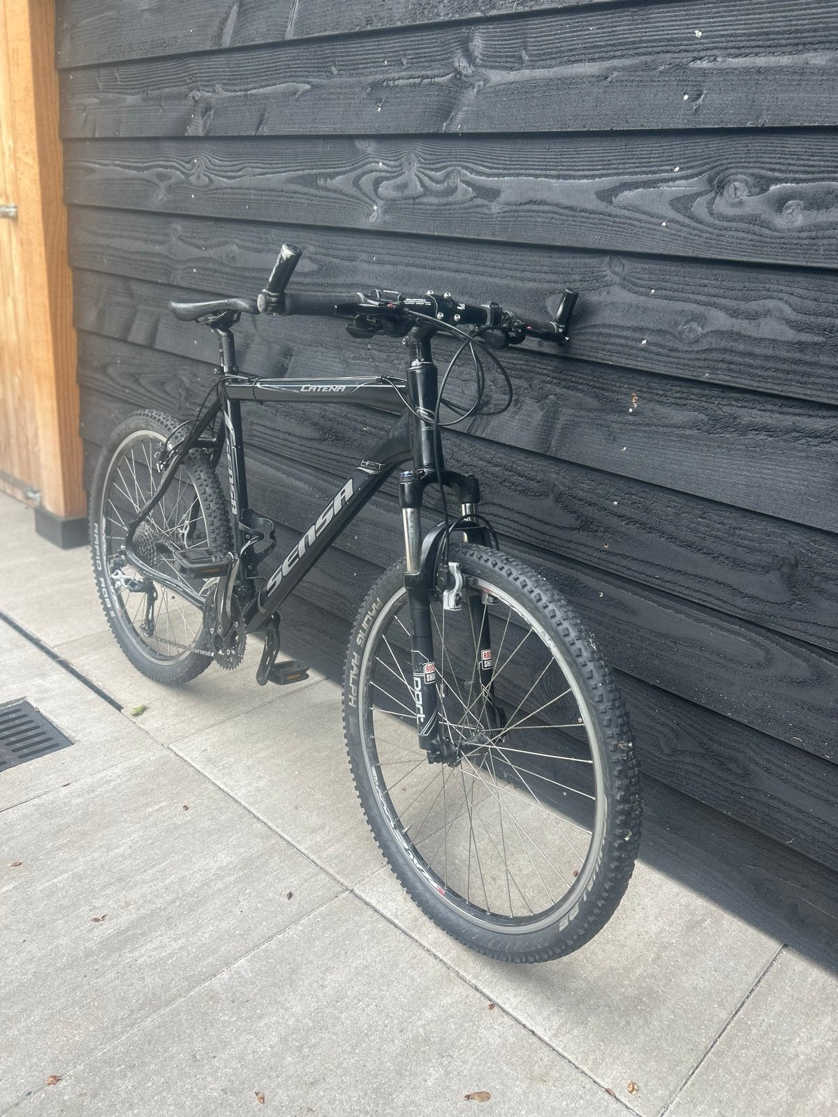 Sensa mtb met helm, Ophalen of Verzenden