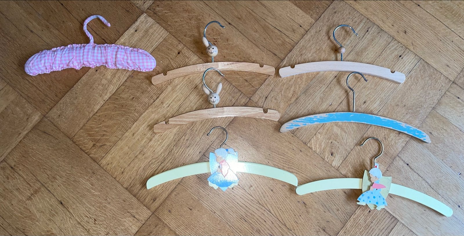 Houten babyhangers kledinghangers baby kind hout, Ophalen, Gebruikt, Hout, Kinderen