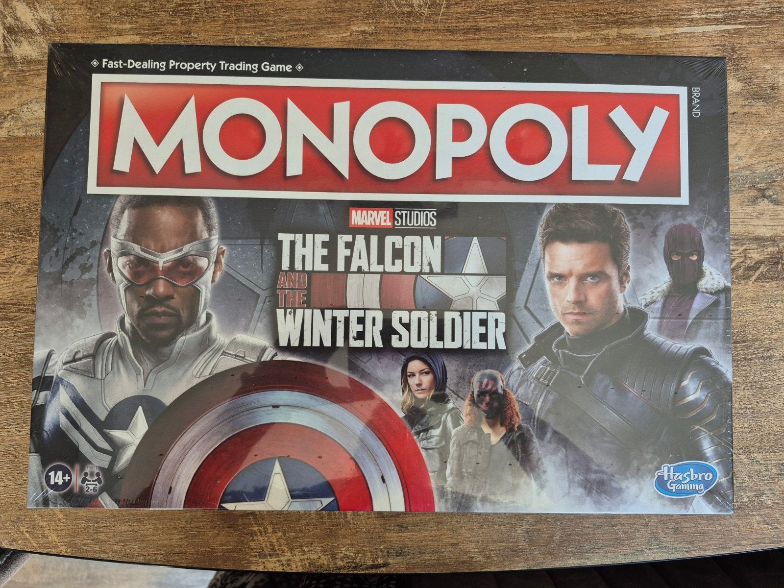 Monopoly Marvel Studios The Falcon and The Winter Soldier, Drie of vier spelers, Ophalen of Verzenden, Nieuw, Hasbro Gaming