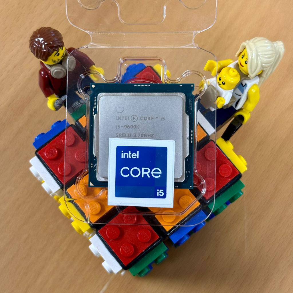Intel Core i5-9600K Processor, Computers en Software, Processors, 6-core, LGA 1151, Ophalen of Verzenden, Zo goed als nieuw