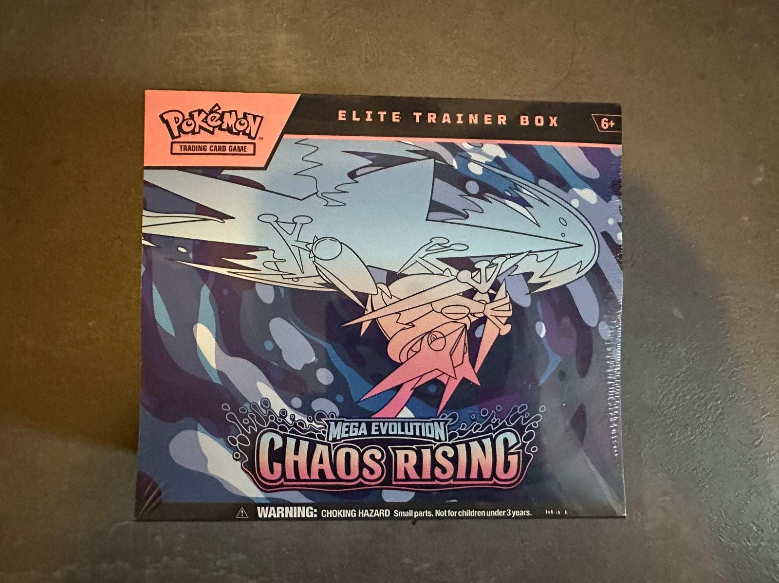Pokémon Mega Evolution Chaos Rising Elite Trainer Box NIEUW, Ophalen of Verzenden, Nieuw, Overige typen, Foil