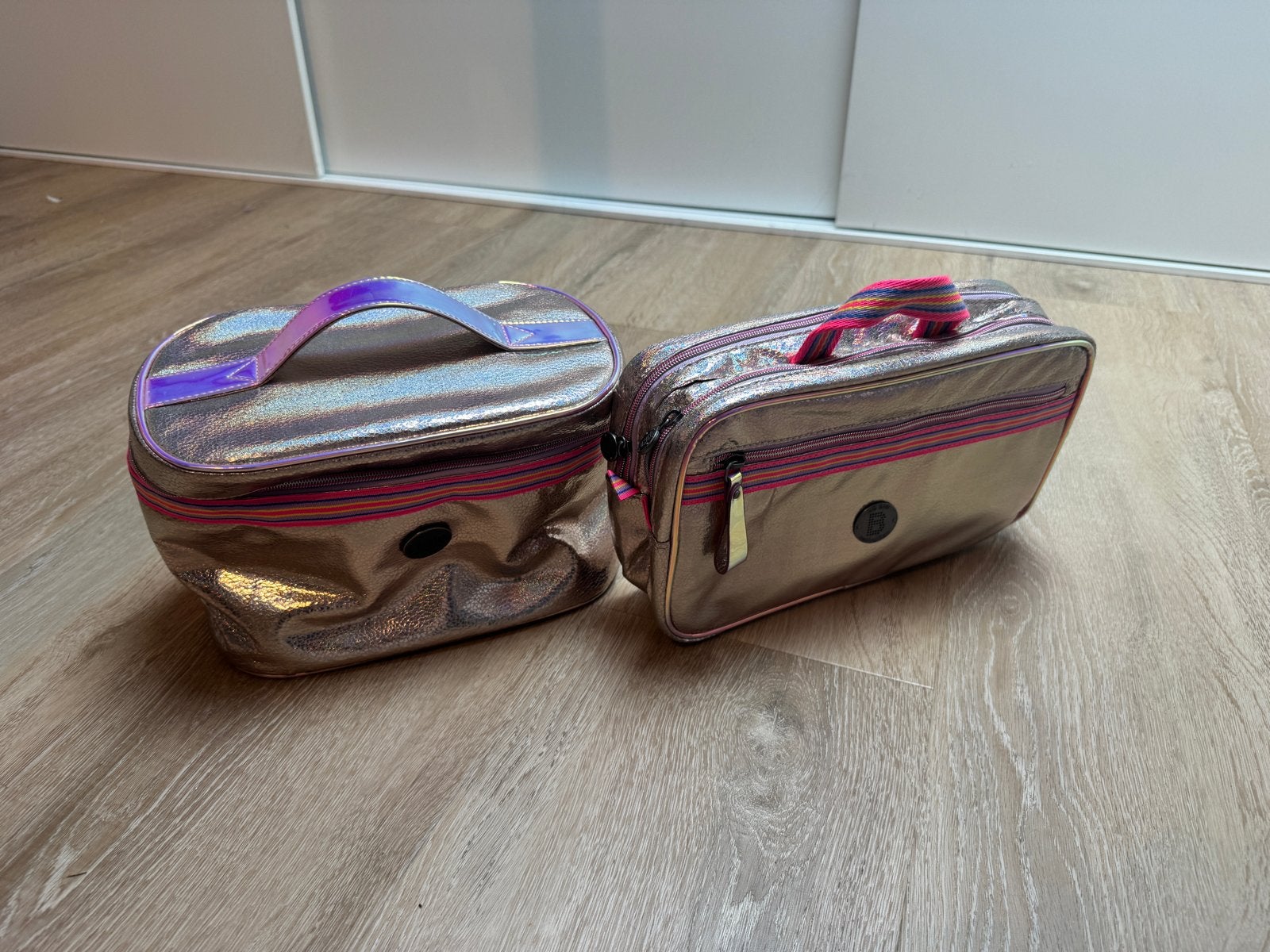 Oilily Beauty Case / Toilettas Set - Goud/Roze, Ophalen of Verzenden, Zo goed als nieuw, Overige kleuren, Softcase