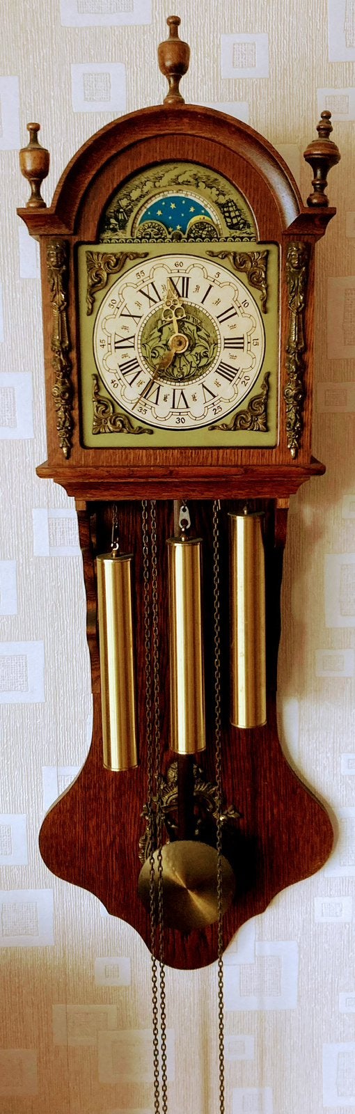 Antieke wandklok, Ophalen