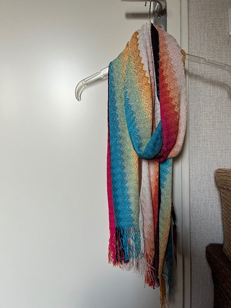 Missoni nieuwe sjaal zigzag chevron incl gratis verzending, Kleding | Dames, Maat 46/48 (XL) of groter, Nieuw, Ophalen of Verzenden