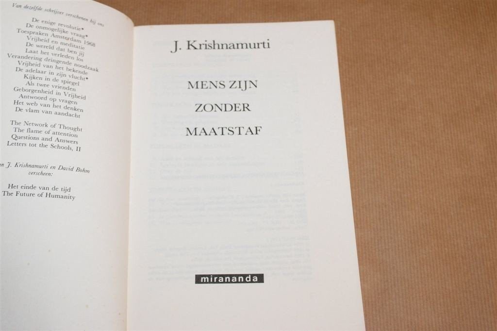 Mens Zijn Zonder Maatstaf — Krishnamurti, Lezingen 1986, Ophalen of Verzenden, Gelezen, Overige onderwerpen, Achtergrond en Informatie